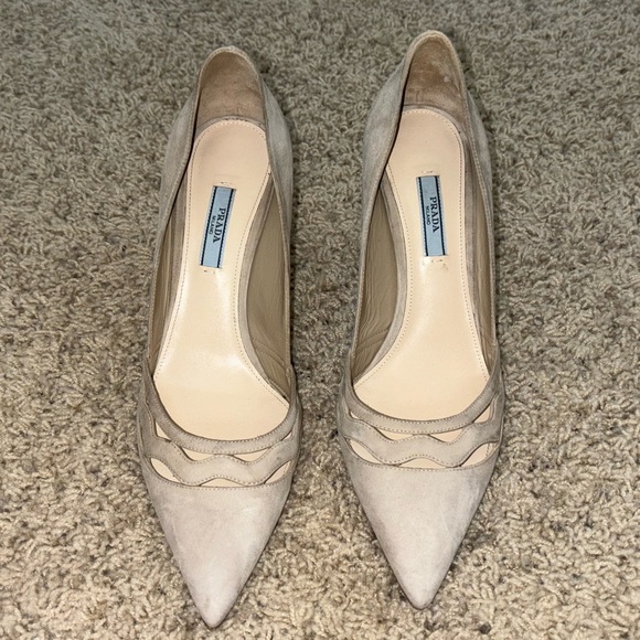 Womens Prada Tan Heels - Picture 5 of 7
